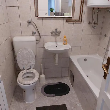 Apartman Ana & Olja *